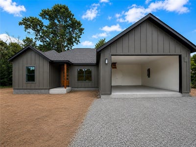 /international/us/2-boswell-drive-bella-vista-ar-110108363806/