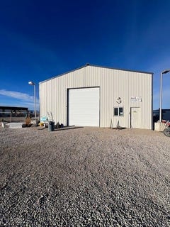 /international/us/800-e-93rd-street-ely-nv-110104093192/