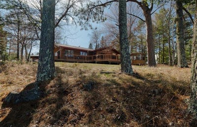 /international/us/8947-e-wakemup-village-road-beatty-twp-mn-110108354174/