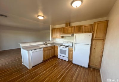 /international/us/3167-cashill-boulevard-reno-nv-110107683648/