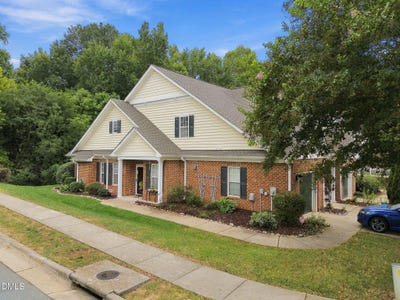 /international/us/101-kestrel-court-mebane-nc-110120002185/