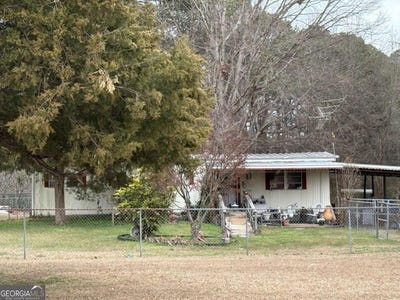 /international/us/1596-glenn-carrie-road-hull-ga-110105871276/
