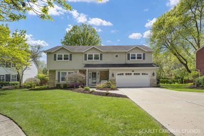 /international/us/620-virginia-court-naperville-il-110108585195/
