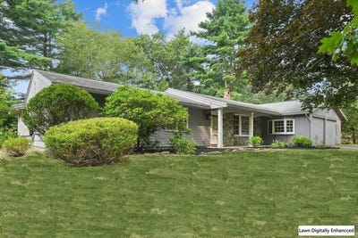 /international/us/8-birch-ln-ipswich-ma-110101422704/