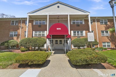 /international/us/1070-new-haven-avenue-milford-ct-110107653102/