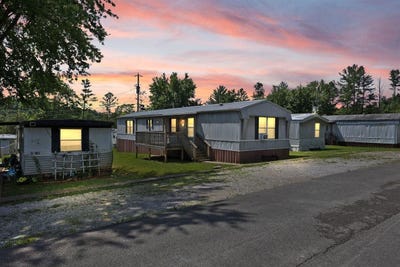 /international/us/255-carder-street-brownsville-ky-110108028192/