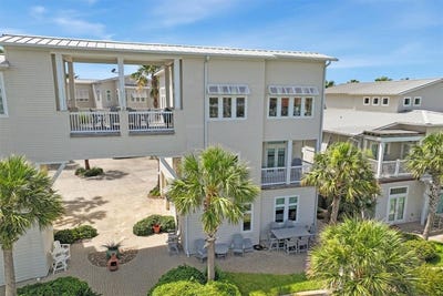 /international/us/3700-island-moorings-parkway-port-aransas-tx-110105268384/