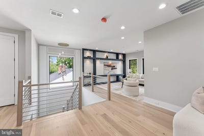 /international/us/6935-southridge-drive-mclean-va-110100186654/