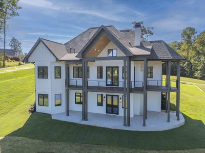 /international/us/438-mapleton-lane-columbus-nc-110120415390/