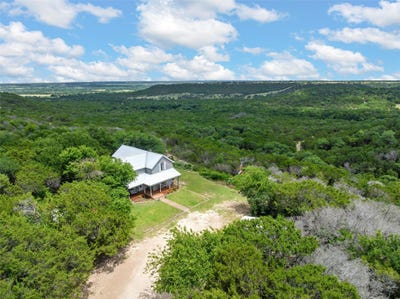 /international/us/8395-state-highway-22-meridian-tx-110108767607/