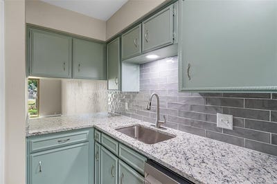 /international/us/4314-overlook-court-de-cordova-tx-110107339747/