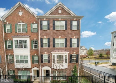 /international/us/2291-kew-gardens-drive-woodbridge-va-110108856978/