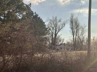 /international/us/5571-w-courthouse-rd-crewe-va-110101659984/