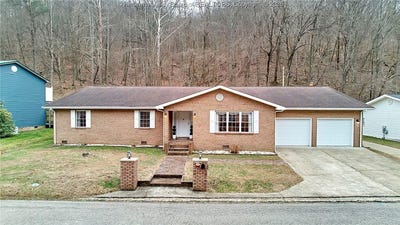 /international/us/872-country-estates-road-danville-wv-110105213458/