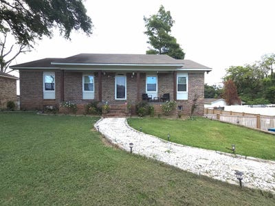 /international/us/409-w-elmhurst-ave-muscle-shoals-al-110101447108/?lang=en