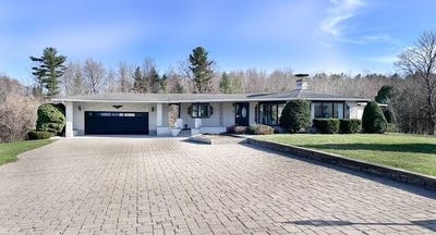 /international/us/3107-route-11-mooers-forks-ny-110098929375/