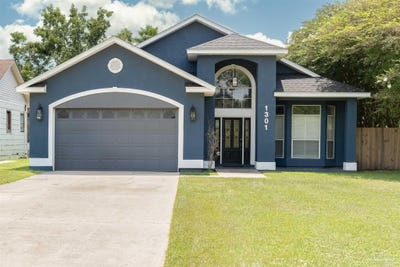 /international/us/1301-e-cross-st-pensacola-fl-110108473311/