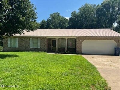 /international/us/11319-wren-road-hernando-ms-110100412848/