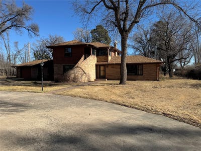 /international/us/1842-8th-street-las-vegas-nm-110105289462/