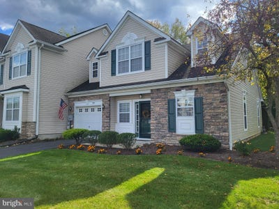 /international/us/120-village-drive-blandon-pa-110120455096/