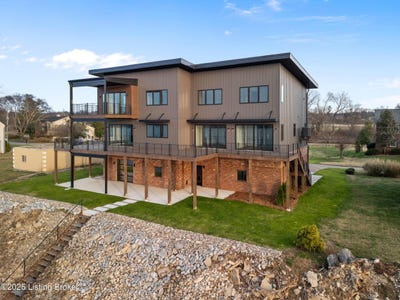 /international/us/6904-beachland-beach-rd-prospect-ky-110107937745/