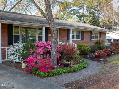 /international/us/510-lakeside-drive-garner-nc-110107349228/