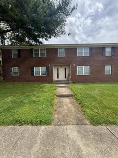 /international/us/441-lenney-drive-lexington-ky-110108474339/