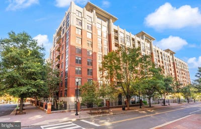 /international/us/1021-n-garfield-street-arlington-va-110120552224/