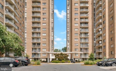 /international/us/1836-metzerott-road-hyattsville-md-110120133100/