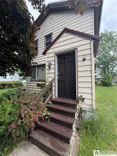 /international/us/430-deer-street-dunkirk-ny-110108798994/