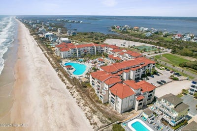 /international/us/790-new-river-inlet-road-north-topsail-beach-nc-110106767396/