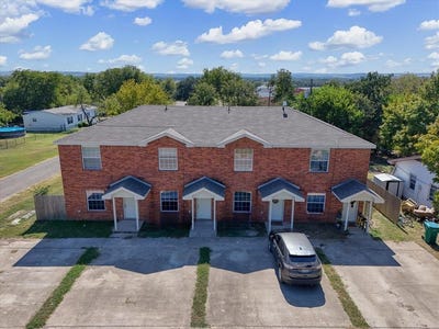 /international/us/106-bluebonnet-street-gatesville-tx-110103070929/