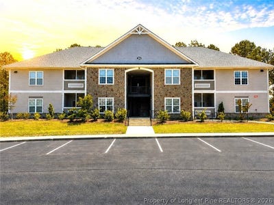 /international/us/260-gallery-drive-spring-lake-nc-110107823120/
