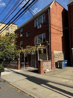 /international/us/40-03-woodside-ave-queens-ny-110097201849/?lang=en