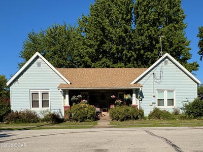 /international/us/1303-walnut-street-lamar-mo-110105274705/