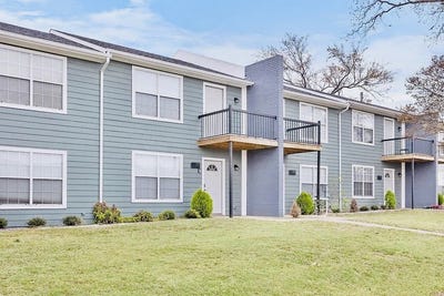 /international/us/705-w-crawford-street-denison-tx-110108499372/