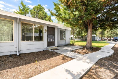 /international/us/1700-ne-wells-acres-road-bend-or-110107991313/
