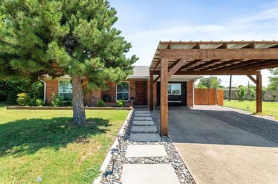 /international/us/6780-charanna-circle-frisco-tx-110101452181/?lang=fr