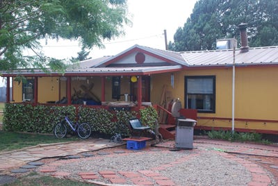 /international/us/24-jennifer-street-los-lunas-nm-110108804355/