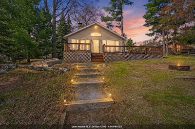/international/us/13763-lake-shore-lane-mountain-wi-110108028832/