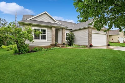 /international/us/948-willow-lane-lisbon-ia-110108879712/