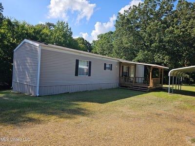 /international/us/2077-bethel-church-road-holcomb-ms-110102581181/
