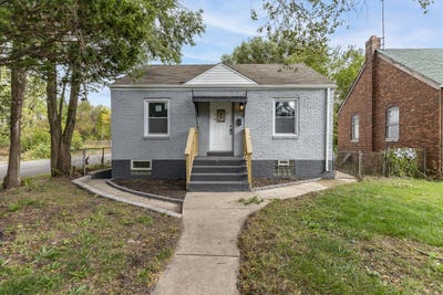 /international/us/2301-delaware-street-gary-in-110120644773/