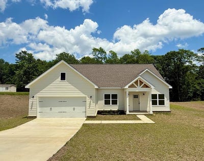/international/us/626-smart-rd-troy-al-110093401620/