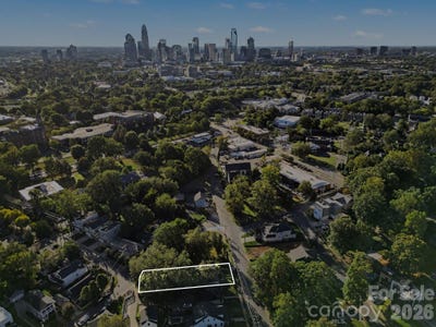 /international/us/2014-trade-street-charlotte-nc-110120772688/