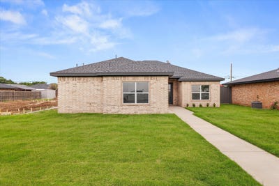 /international/us/619-holly-street-levelland-tx-110108932739/