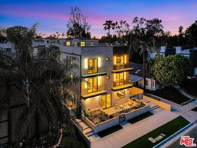 /international/us/4329-radford-ave-studio-city-ca-110107541274/