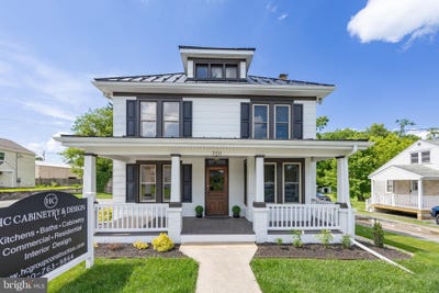 /international/us/3511-main-street-morgantown-pa-110107435147/