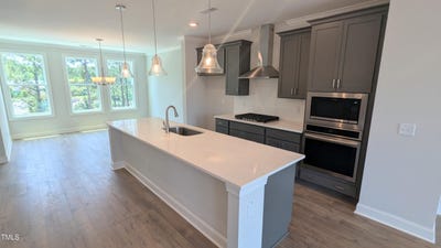 /international/us/691-bandon-alley-cary-nc-110100053792/