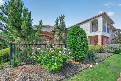 /international/us/575-s-virginia-hills-drive-mckinney-tx-110108588816/